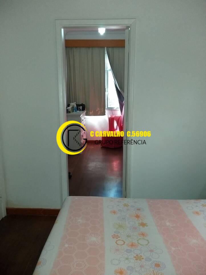 Casa à venda com 3 quartos, 200m² - Foto 11