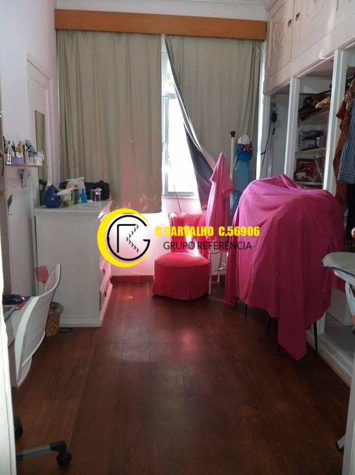 Casa à venda com 3 quartos, 200m² - Foto 13