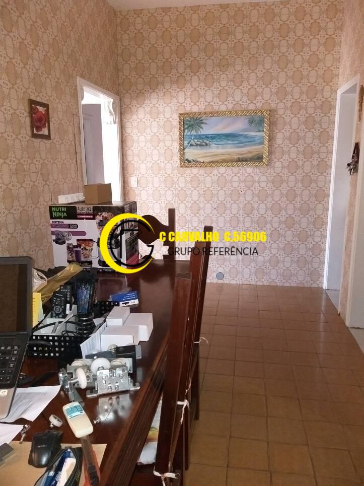 Casa à venda com 3 quartos, 200m² - Foto 14