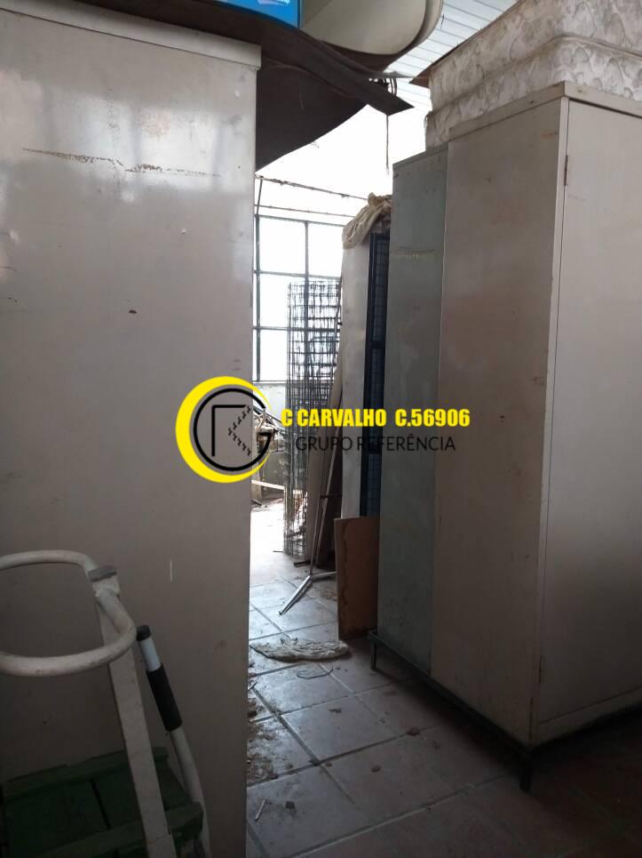 Casa à venda com 3 quartos, 200m² - Foto 30
