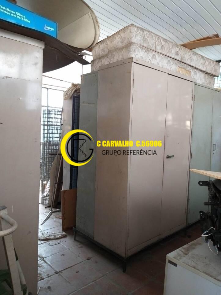 Casa à venda com 3 quartos, 200m² - Foto 31